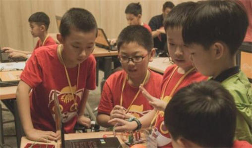 南京学机器人编程的学校