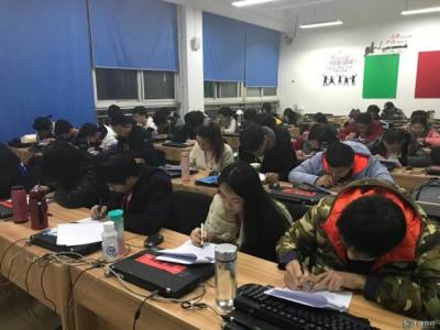 上海中学生Python编程培训机构哪个好哪个好