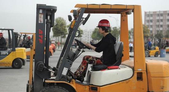 青岛李沧区叉车资格证培训