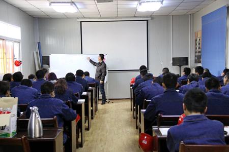聊城临清市维修电工培训班多少钱