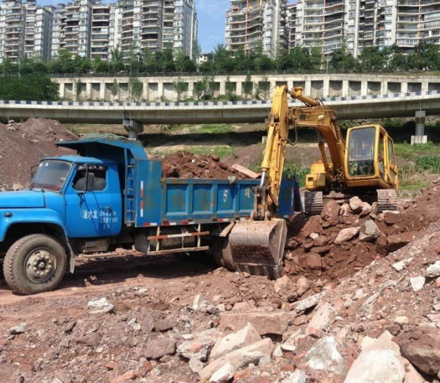 九江庐山市挖掘机资格证容易学么
