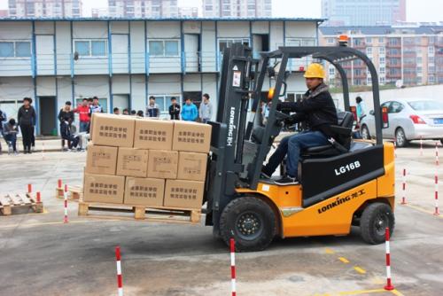 上海嘉定区学叉车操作证去哪学