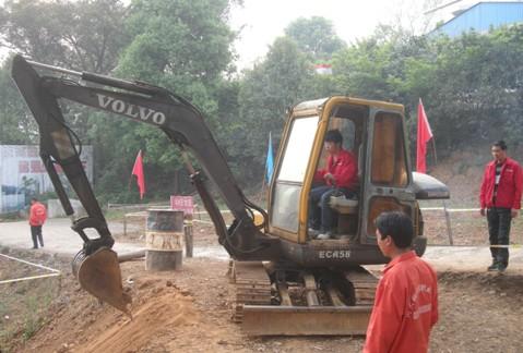 成都青白江区挖土机培训基地