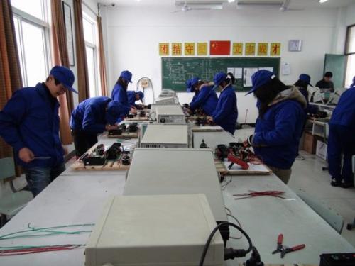 上海虹口区学习高级电工价格