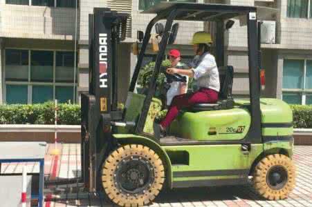 北京昌平区那里可以学叉车操作证