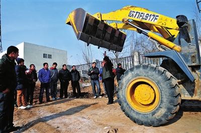 黄冈黄州区装载机学习费用