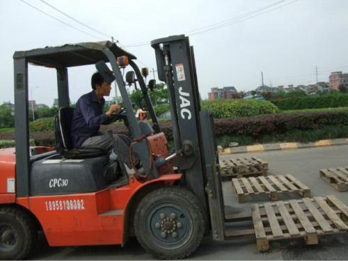 濮阳华龙区学习叉车司机证费用