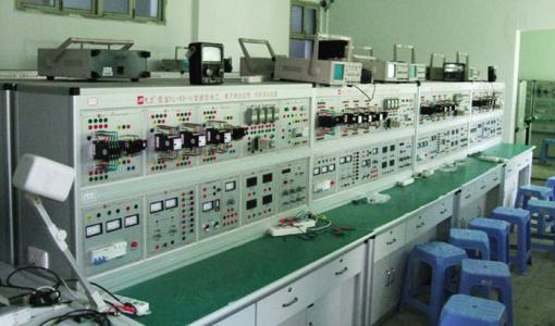 聊城东昌府区学高级电工哪个学校好