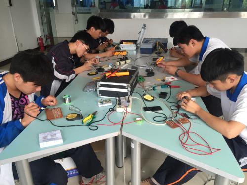 长沙宁乡市中级电工培训班学费